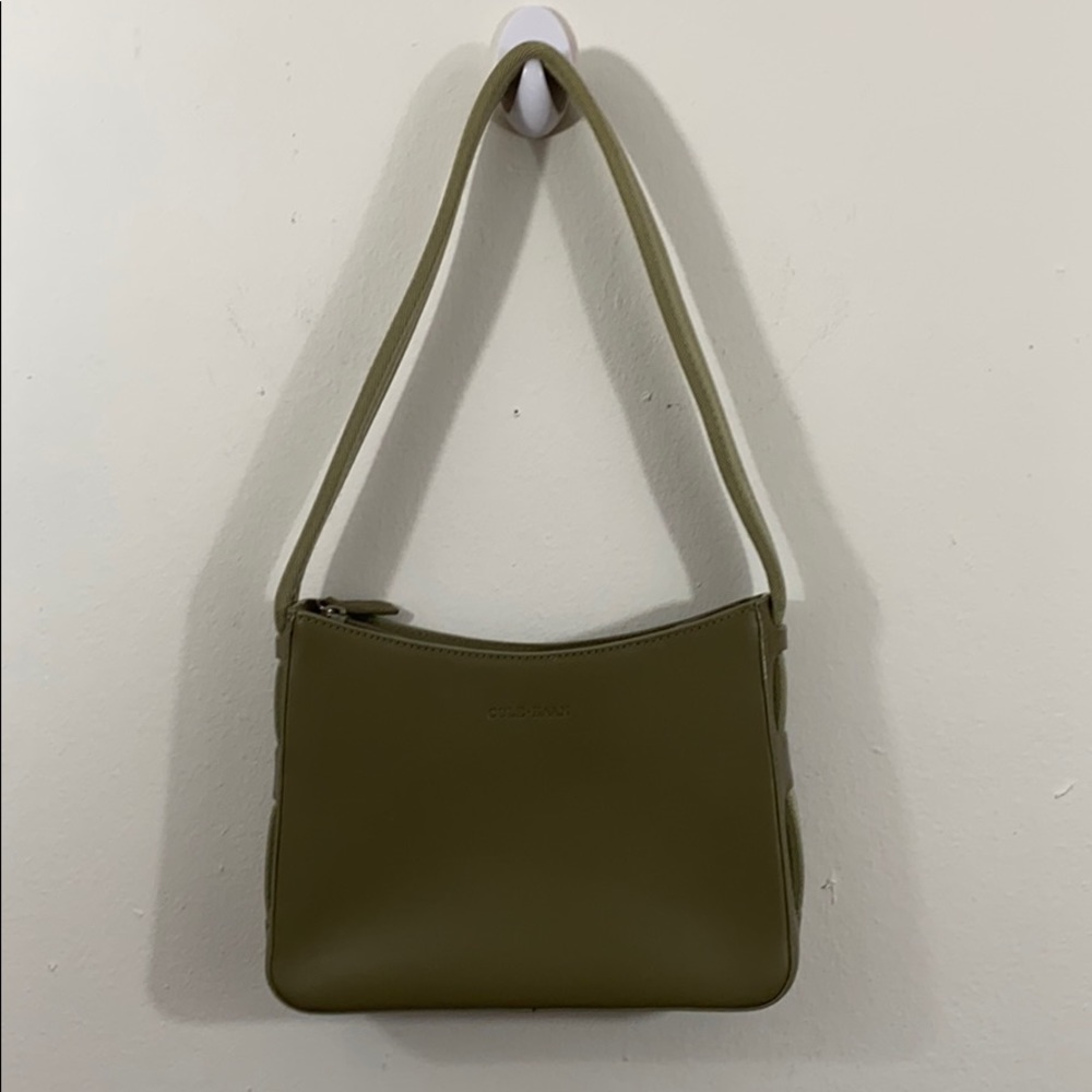 🚨CLOSING SALE “ LOW BALL ACCEPTED 🚨Cole Hann Shoulder Bag